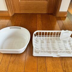 55. 【新品】水切りカゴ・水切りカゴ台座・箸立て・洗い桶 4点セット 全てプラスチックの画像