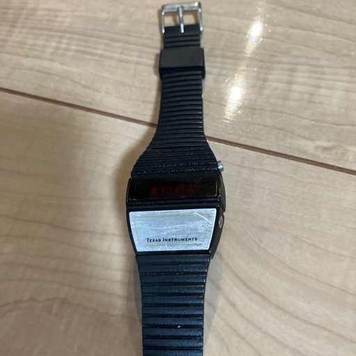 【未使用　レア品】Texas Instruments デジタル　腕時計