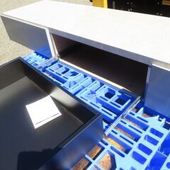 無料差し上げます　未使用　訳あり入庫品　TV台　引き出し　１８０cm　ＤＩＹ素材にの画像