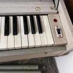 レトロオルガン　YAMAHA　Ｌ-15の画像