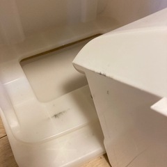 前倒し式プラスチック収納チェスト（3段・ホワイト・中古）の画像