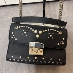 ZARA ショルダーバッグの画像