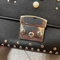 ZARA ショルダーバッグの画像