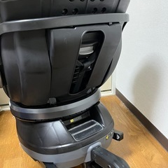 combi クルムーヴ チャイルドシートの画像