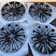 希少AZSH39WクラウンエステートPHEV新車外アルミホイールエアロキャップ4本　21X8.5Jマッドブラック42611-30L50 エアロキャップ42602-30091の画像