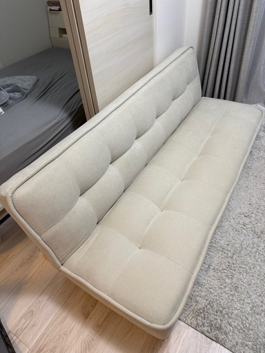 【美品】
3人がけ折りたたみ式ソファ