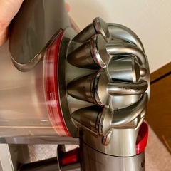 [取引中]かろうじて使えるダイソンV7掃除機の画像