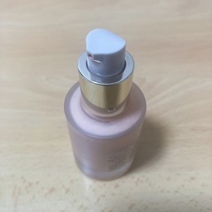 【使用品】RMK リキッドファンデ フローレスカバレッジ 200Lの画像