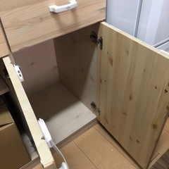 食器棚の画像