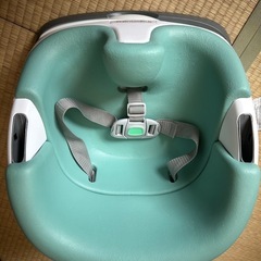 injenuity ベビーチェアの画像