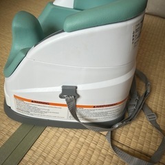 injenuity ベビーチェアの画像