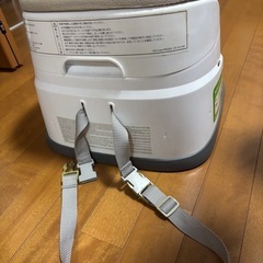 injenuity インジェニュイティ ベビーチェアの画像