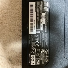 ASUSゲーミングモニターの画像