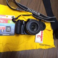 デジタルカメラ富士フィルムFinePix S8200美品動作正常品の画像