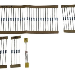電子部品 ノイズフィルター ジャック 基盤 コンデンサ 抵抗器R-9-97/4の画像