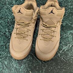 オフホワイト×ナイキ　AIR FORCE 1 イエローとジョーダン コートサイド 23 WEの画像