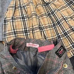 130cm こども服　女の子　秋物まとめ売り　OLD NAVY. Zara メゾピアノ　バーバリー風スカートなどの画像