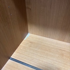 木目調の本棚　棚多数　多くの本を収納可能　中古品の画像