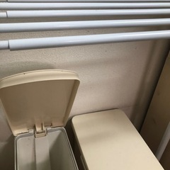 ゴミ箱×2の画像