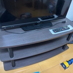 テレビ＋テレビ台セットの画像