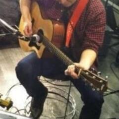 アコギで伴奏します。