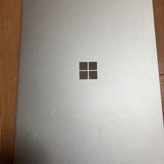 surface laptop GOの画像