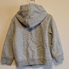 GAP パーカー 105サイズの画像