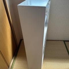 収納棚の画像