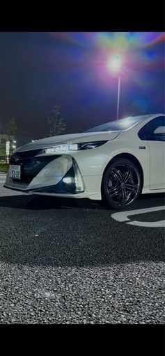ホイールタイヤセット　18インチ　プリウス