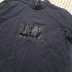 レディース　黒のTシャツの画像
