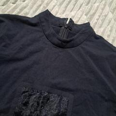 レディース　黒のTシャツの画像