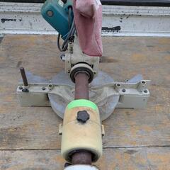 マキタスライド丸鋸LS1211の画像