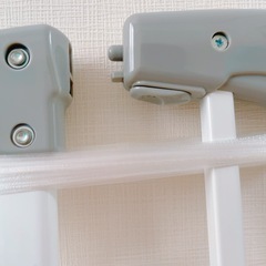 拡張フレーム付き　ベビーゲート　ホワイト　の画像