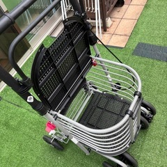 高齢者用　シルバーカー　の画像