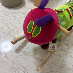 はらぺこあおむしロッキングチェアーの画像