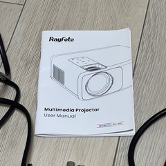 【ジャンク品・壊れています】プロジェクターの画像