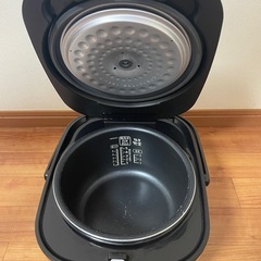 アイリスオーヤマ 炊飯器 5.5合の画像