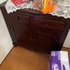 アンティーク収納の画像