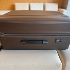 約110L軽量キャリーケース【中古】の画像