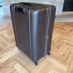 約110L軽量キャリーケース【中古】の画像