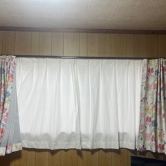 ニトリ既製カーテン100×110（レース付き）の画像