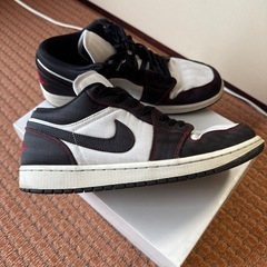 ナイキシューズ/AIR JORDAN 1 LOW SE UTL WHITEの画像