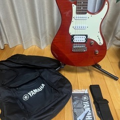 YAMAHA 
PACIFICA PAC212VFMの画像