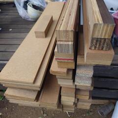 木材、DIY、廃材、コンパネ、合成材　差し上げます。の画像