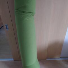 Yogibo rool max　クッションの画像