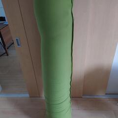 Yogibo rool max　クッションの画像
