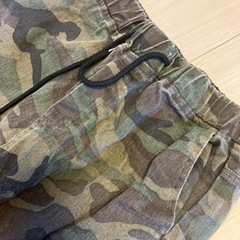 古着 シーン SHEIN 迷彩パンツ Mサイズの画像