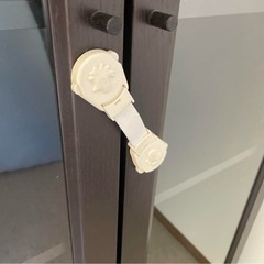 8/19までに引き取り可能な方限定: IKEA 本棚　BILLYお譲りしますの画像