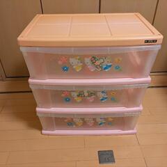 収納棚　衣類用の画像