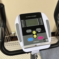 ALINCO(アルインコ) プログラムバイク AFB6216 16段階負荷調節 トレーニングメニュー付の画像
